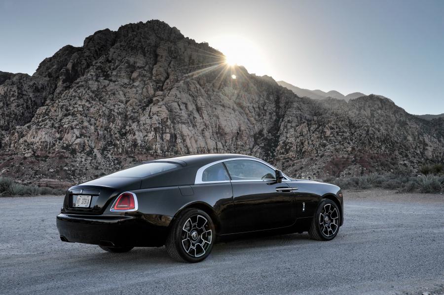  Rolls-Royce Wraith Black Badge 2016 года  (NA) (фото 7 из 30)